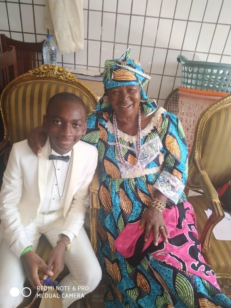 Avec un petit-fils au mariage