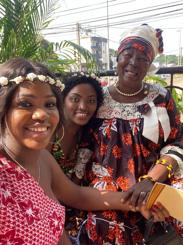 Avec Genny et Sonia, au mariage de Michèle — Yaoundé